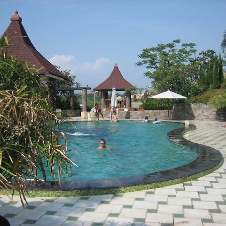 Green Wattana Hotel Sentul Bogor Kültér fotó