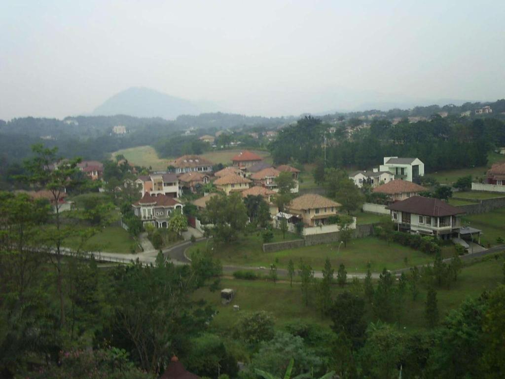 Green Wattana Hotel Sentul Bogor Kültér fotó