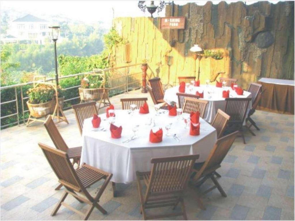 Green Wattana Hotel Sentul Bogor Kültér fotó