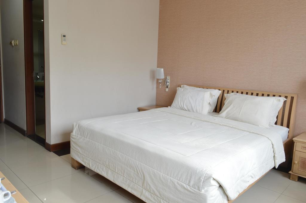 Green Wattana Hotel Sentul Bogor Kültér fotó