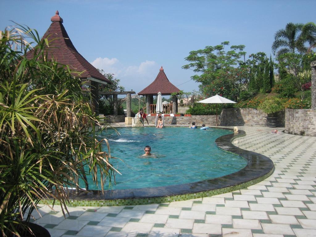 Green Wattana Hotel Sentul Bogor Kültér fotó