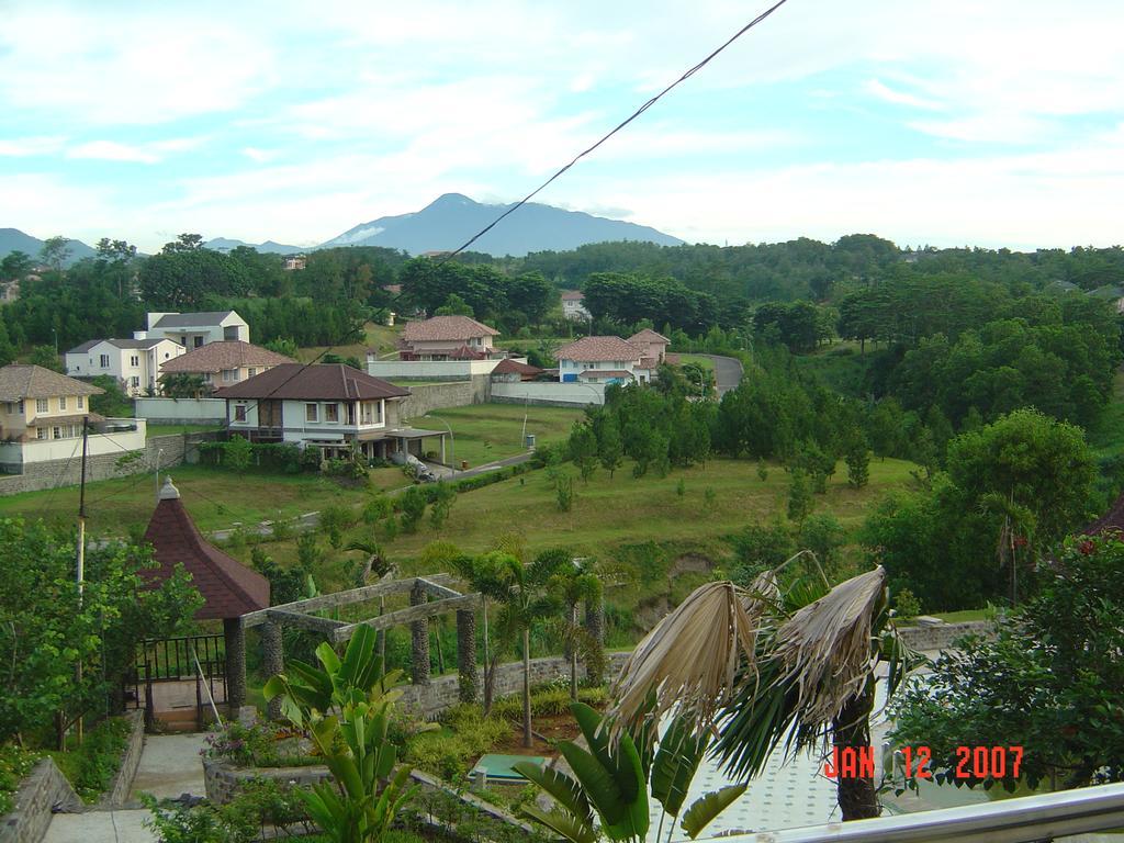 Green Wattana Hotel Sentul Bogor Kültér fotó