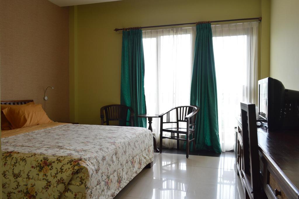 Green Wattana Hotel Sentul Bogor Kültér fotó