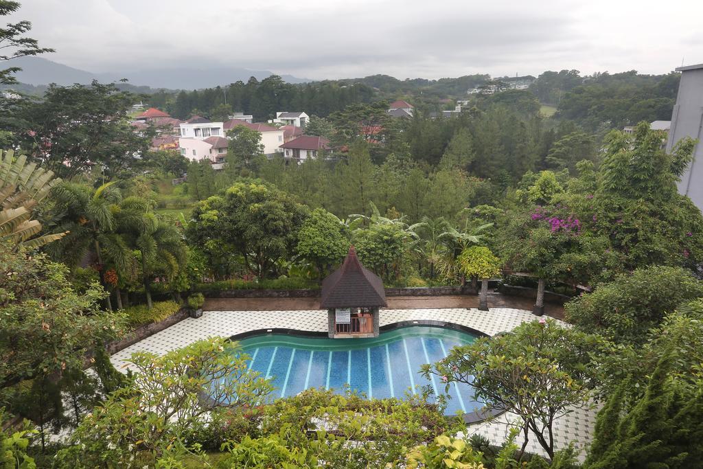 Green Wattana Hotel Sentul Bogor Kültér fotó