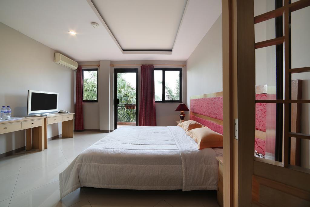 Green Wattana Hotel Sentul Bogor Kültér fotó